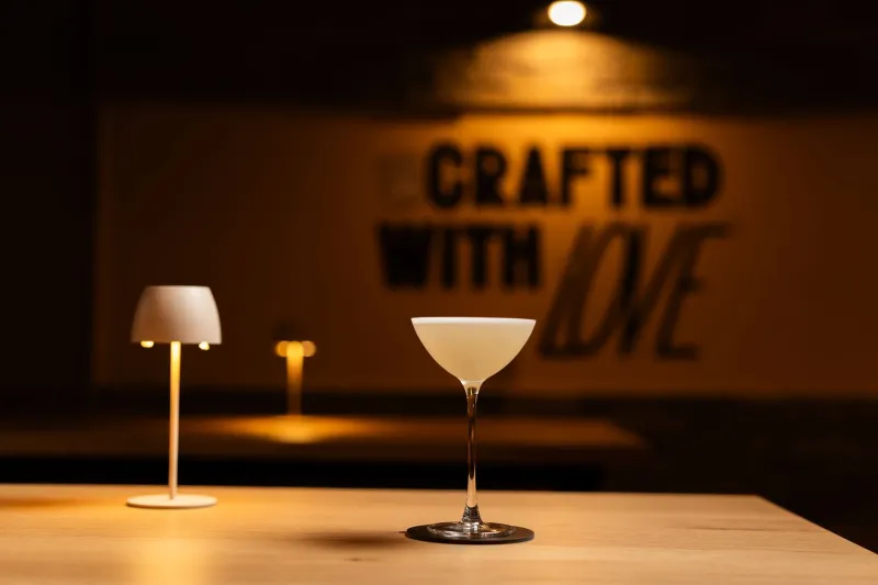 From Still to Table: How Canadian Craft Distillers Are Reshaping the Restaurant Experience